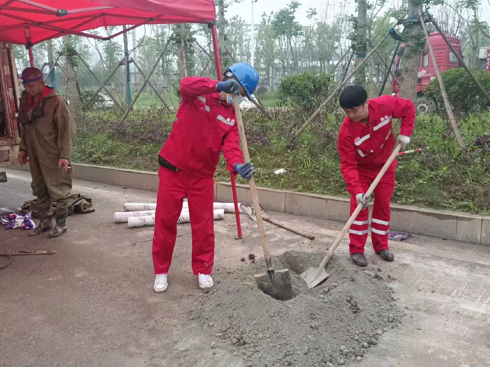 平湖管道疏通哪家好】及时进行市政管道清淤